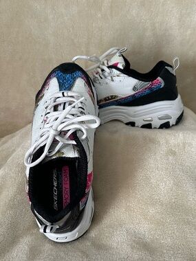 Skechers D’Lites Runway Ready Sneakers with Black, Blue and Pink Accents